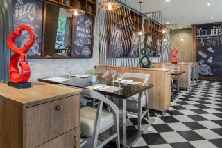 Crowne Plaza Airport by IHG - 1