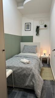 Beautiful Partition Room in Al barsha 1 Near Metro - Dubai - 1