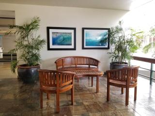 Spacious One Bedroom Harbor View Condos at Ilikai Marina With Private Balcony - 4
