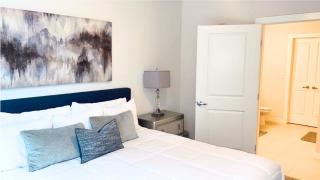 The Luxe -Highrise, Balcony, Year-round Pool, City View! - Atlanta - 9