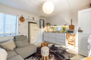 Welcome Cottage - Stay Waiheke - Oneroa - 1