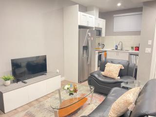 Cozy basement suite - Calgary - 0