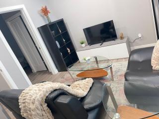 Cozy basement suite - Calgary - 3