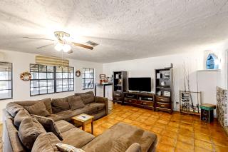 Lakefront Living - 5