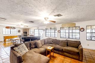 Lakefront Living - 4