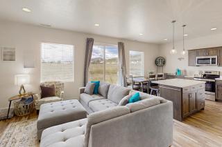 Garden City Glee - 9