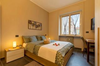 Modern & Bright 2 bedroom Flat 50m from M4 Stop - Milan - 9