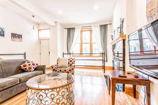 Spacious & Stylish Home at the heart of Wicker Park - 5