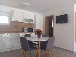 Apartment in Balatonlelle 45321 - Balatonlelle - 5