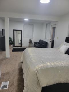 Shared guest house with private rooms - 9