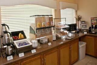 Best Western Plus Edinburg Inn & Suites - 6