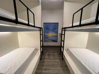 Comfy Crib Hostel - Bangkok - 2