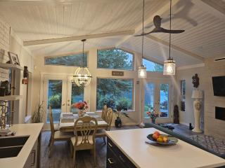 luxury ocean dock pool villa - Ladysmith - 7