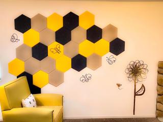 Honeybee Hive HOT TUB BBQ 8 minutes to Bass Lake Sleeps up to 6 - 8