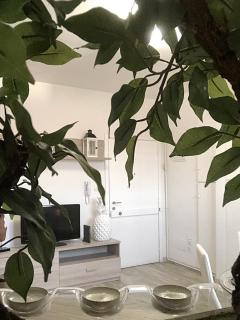 FamilyBO Apartments Bologna Delight - front station - Bolonia - 9