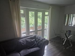 Immaculate 1-Bed Apartment in Woodford Green - Woodford Green - 8