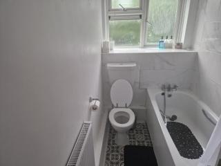 Immaculate 1-Bed Apartment in Woodford Green - Woodford Green - 5