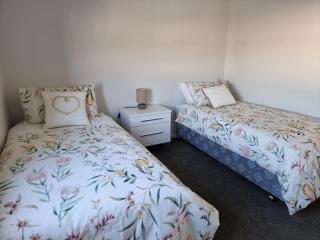 Addington townhouse with carpark 8mins walk to Hagley park south - Christchurch - 4