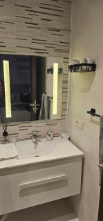 family apartment with swimming pool air conditionning and elevator - 1