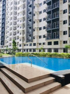 1 Br CONDO Vine Residences Quezon City with POOL NETFLIX WIFI VIDEOKE BOARD GAMES - Manila - 9