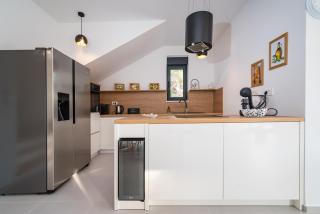 New Luxury Family Villa Lun, 5-stars, 4 double bedrooms, pool - Lun - 6