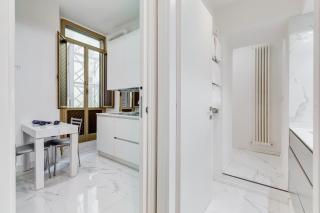 Opera Exclusive House by Premium Suites Collection - 2