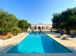 LUXUS VILLA WITH SWIMMINGPOOL, 1-6 p., CAROVIGNO - Carovigno - 0