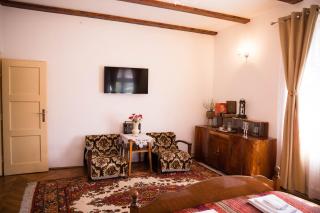 Joseph Hayn Apartments - 4