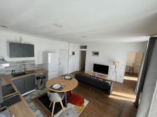 Charmant appartement avec balcon proche du centre. - 1