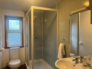 City Centre Self-contained Studio - Aberdeen - 6