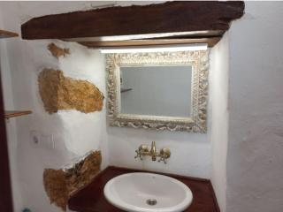 Encantadora casita con molino y piscina - 3