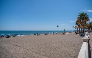 Beautiful Apartment In Fuengirola With Wifi - 2