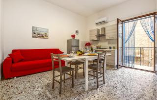 Beautiful Apartment In Trappeto - 8