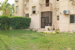 Luxury King Bed with garden-Zayed Families only - 7