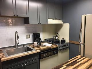 Ski-71 @Snowshoe Condo w/Loft. Slopes across the street! - Snowshoe - 4