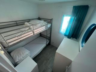 T3 front de mer avec piscine - 8