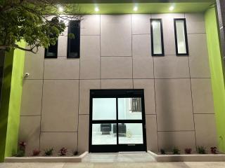 Deluxe Inn Hawthorne/ LAX - 8