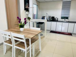 Kuala Terengganu City Centre KTCC Homestay with POOL at Ladang Tanjung, Drawbridge, KTCC Mall, Mayang Mall,Pasar Payang - 4