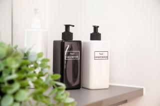 Stylish 1-BR Liverpool Flat, Central & Modern - 2