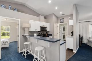 Triple En-Suite Pool Retreat - All Master Bedrooms - 5