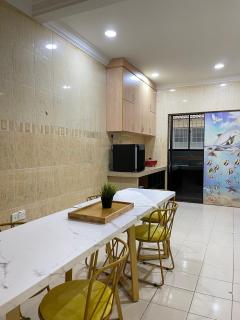 Unique 4 Bedrooms House, Few mins to Town by Mr Homestay - Teluk Intan - 6