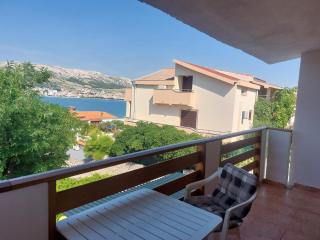 Iva apartment 50m from see (7person) - 1