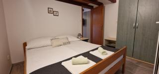 Apartmani Dutković - Vrboska - 2