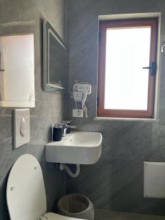 Hotel Villa Ferrari - Tirana - 6