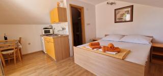 Apartmani Dutković - Vrboska - 9