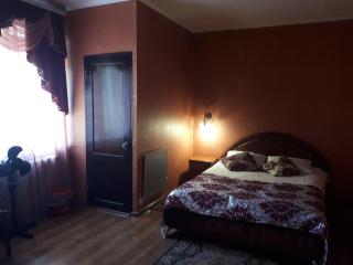 Hotel Gostynnyi Dvir - Sharhorod - 3