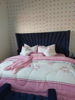 Benitah One Bedroom Home 2 - 1