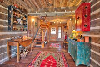 Log Cabin at Old Glory Ranch - 7