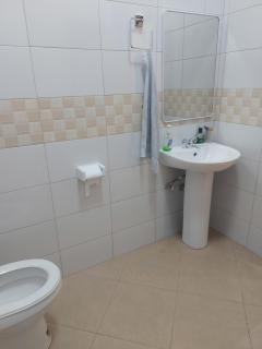 Freeve Suites Akright City Bwebajja - Buzzi - 1