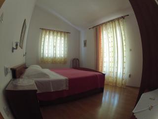 Apartments Goic - Jelsa - 9
